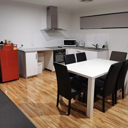 Perth Urban Lodge エクステリア 写真