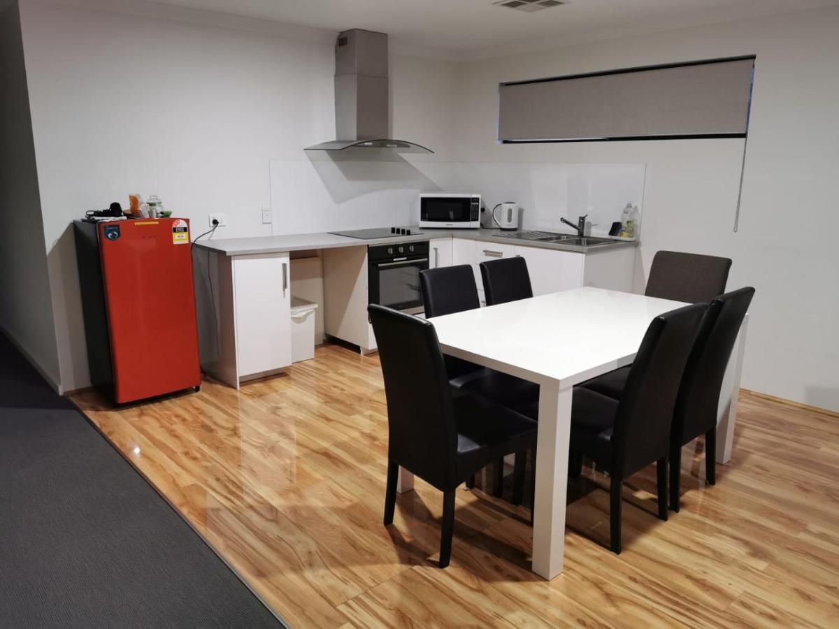 Perth Urban Lodge エクステリア 写真